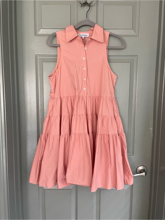 En Saison Dresses & Skirts - En Saison Women’s Sleeveless Peach Tiered Shirt Dress Button Up Size Small